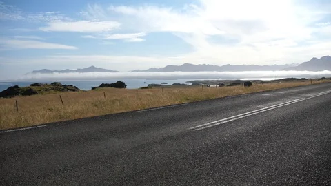 Dreamy Road 動画素材 111204635