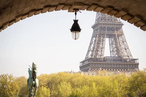 Dreamy spring Eiffel Tower from the metro bridge Bir Hakeim - Paris Stock Photos