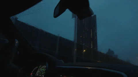 Dreary evening view from the windshield of a car Vídeos de archivo 251228108