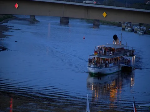 Dresden: Sunset on the Elbe Stock Footage 77964429