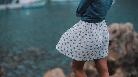 Dress fluttering in the wind Video stock 45835288
