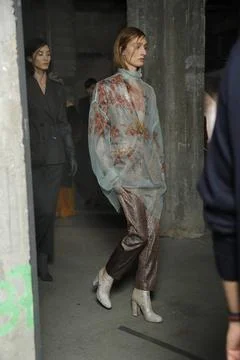  Dries van Noten backstage at Paris Fashion Week Autumn Winter 2019 Dries ... Foto stock