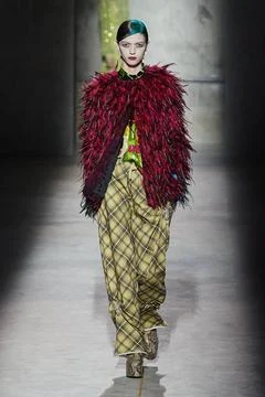  Dries Van Noten RTW Fall 2020 at Paris fashion Week Dries Van Noten RTW F... Foto stock