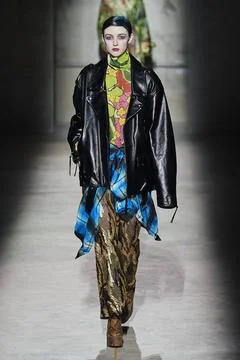  Dries Van Noten RTW Fall 2020 at Paris fashion Week Dries Van Noten RTW F... Stock Photos