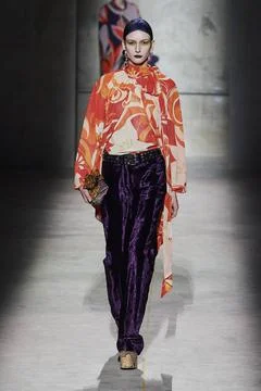  Dries Van Noten RTW Fall 2020 at Paris fashion Week Dries Van Noten RTW F... 스톡 사진