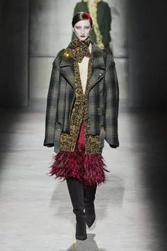  Dries Van Noten RTW Fall 2020 at Paris fashion Week Dries Van Noten RTW F... 스톡 사진