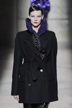  Dries Van Noten RTW Fall 2020 at Paris fashion Week Dries Van Noten RTW F... 스톡 사진