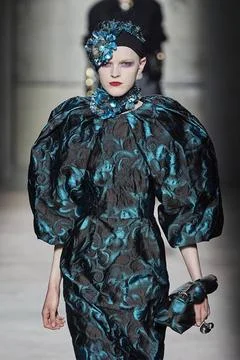  Dries Van Noten RTW Fall 2020 at Paris fashion Week Dries Van Noten RTW F... 스톡 사진