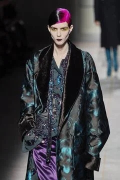  Dries Van Noten RTW Fall 2020 at Paris fashion Week Dries Van Noten RTW F... Foto stock