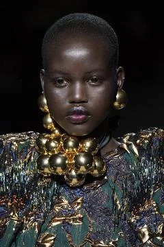  Dries Van Noten RTW Fall 2020 at Paris fashion Week Dries Van Noten RTW F... Foto stock