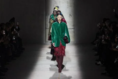  Dries Van Noten RTW Fall 2020 at Paris fashion Week Dries Van Noten RTW F... Stock Photos
