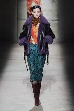  Dries Van Noten RTW Fall 2020 at Paris fashion Week Dries Van Noten RTW F... Stockfoto's