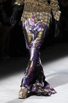  Dries Van Noten RTW Fall 2020 at Paris fashion Week Dries Van Noten RTW F... Foto stock