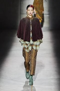  Dries Van Noten RTW Fall 2020 at Paris fashion Week Dries Van Noten RTW F... Foto stock