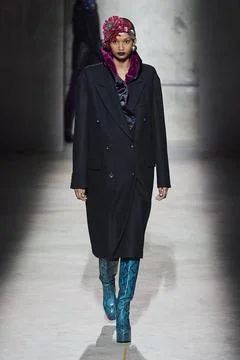  Dries Van Noten RTW Fall 2020 at Paris fashion Week Dries Van Noten RTW F... 写真素材