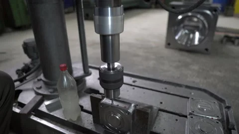 Drill drilling process in radial Video stock 149924666