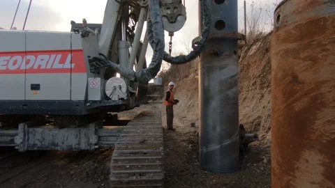 Drill into the earth with big machine 11 Stockbeeldmateriaal 133849377