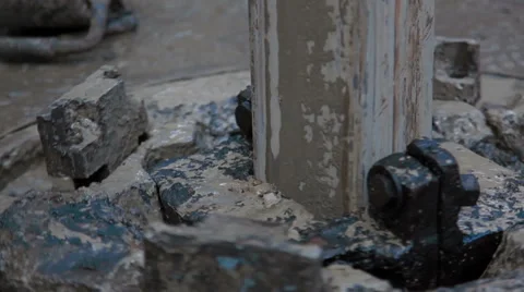 Drill pipe rotating in the rotary table Stock-Footage 58090436