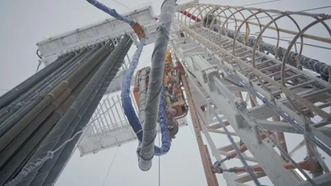 Drilling column operation, pipe manipulation Stock Footage 290375153