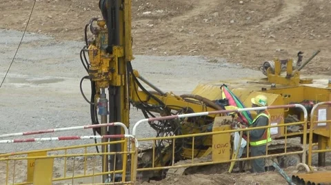 Drilling machine 動画素材 1101095