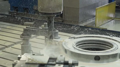 Drilling Machine is Spraying the Fluid and Moving Downwards towards the Turbine. Video stock 175372511