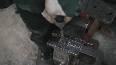 Drilling metal with a drill Vídeo Stock 228785482