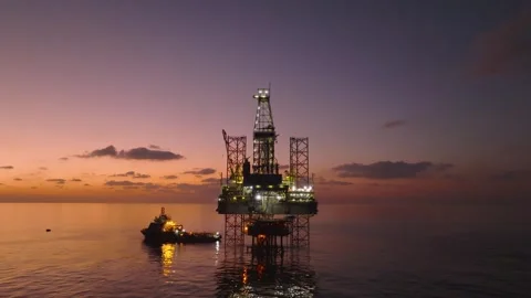 Drilling Mud Return Flow and Flow Sensor Paddle in the Rig Flowline Stockbeeldmateriaal 347333051