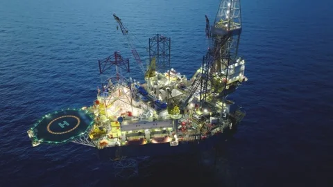 Drilling Mud Return Flow and Flow Sensor Paddle in the Rig Flowline 库存影片 348252059
