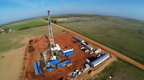 Drilling Rig Aerial Stock-Footage 36963422
