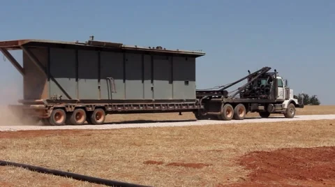 Drilling Rig Being Moved in on Trucks 6 스톡 동영상 42363008