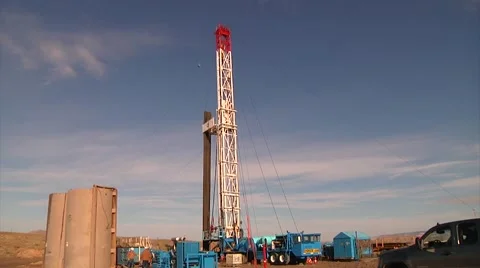 Drilling Rig Location With Crew Video stock 40699090