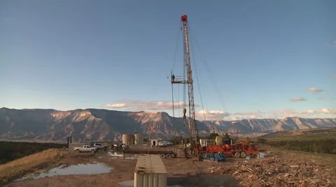 Drilling Rig in mountains Stock-Footage 40394216