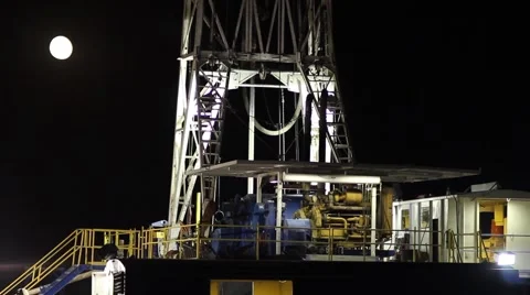 Drilling Rig at night with moon Stockbeeldmateriaal 42362409