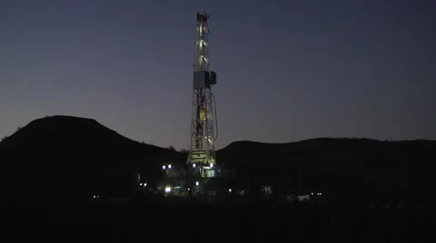 Drilling Rig at Night in Mountains Stock-Footage 49471511