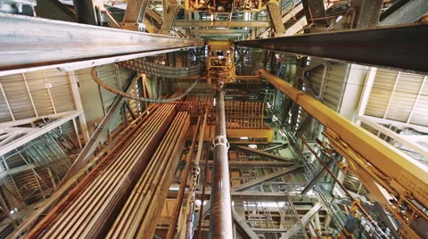 Drilling system on sea oil platform Video stock 68637869