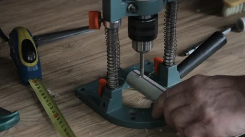 Drills a hole Stock Footage 59549265