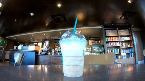 DRINK COFFE 60FPS 4K Vidéo 87768036