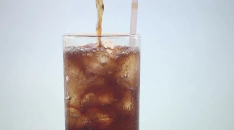 Drink with ice close-up Video stock 23313712