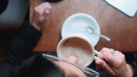 Drinking Coffee Cafe 動画素材 75171699