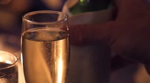 Drinks slow pan Vídeos de archivo 57095953