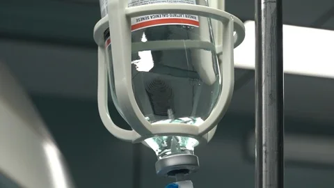 Drip in a hospital close-up drops 库存影片 103796760