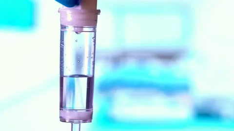 Dripping medical perfusion close up equipment in clinic hospital 스톡 동영상 150572425