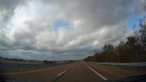 Drive in Savannah, TN Stock Footage 293267229