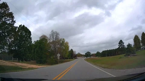 Drive in Savannah, TN Stock Footage 293268024