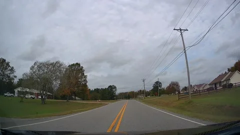 Drive in Savannah, TN Stock Footage 293268225