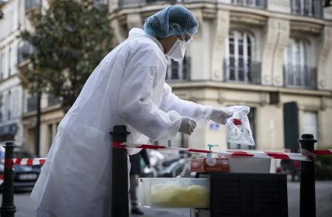 Drive through coronavirus testing in Paris, France - 25 Mar 2020 Photos