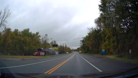 Drive through Savannah, TN Stock Footage 293261718