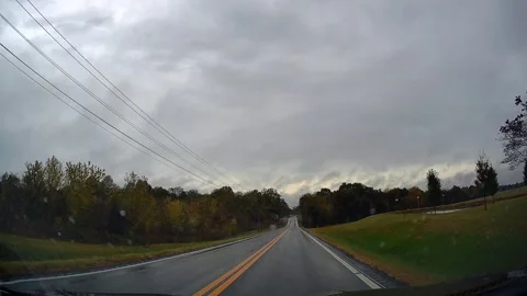 Drive through Savannah, TN Video stock 293262909
