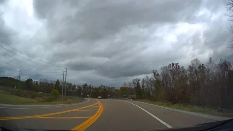 Drive through Savannah, TN Stock Footage 293264764
