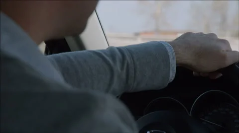 Driver turns the steering wheel Stock Footage 40737190